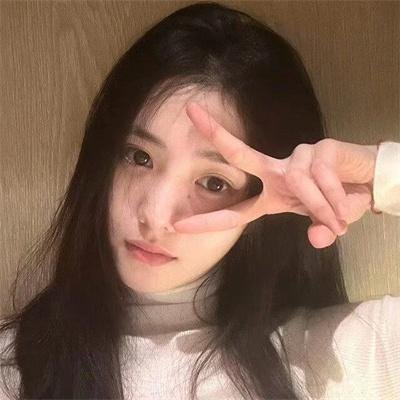 五个女生